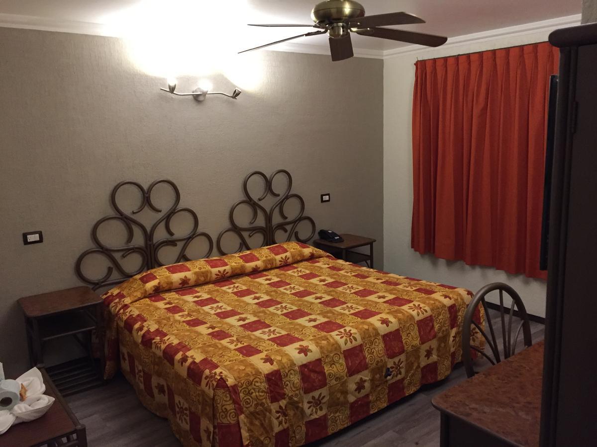 Hotel Plaza Crystal Халапа Экстерьер фото