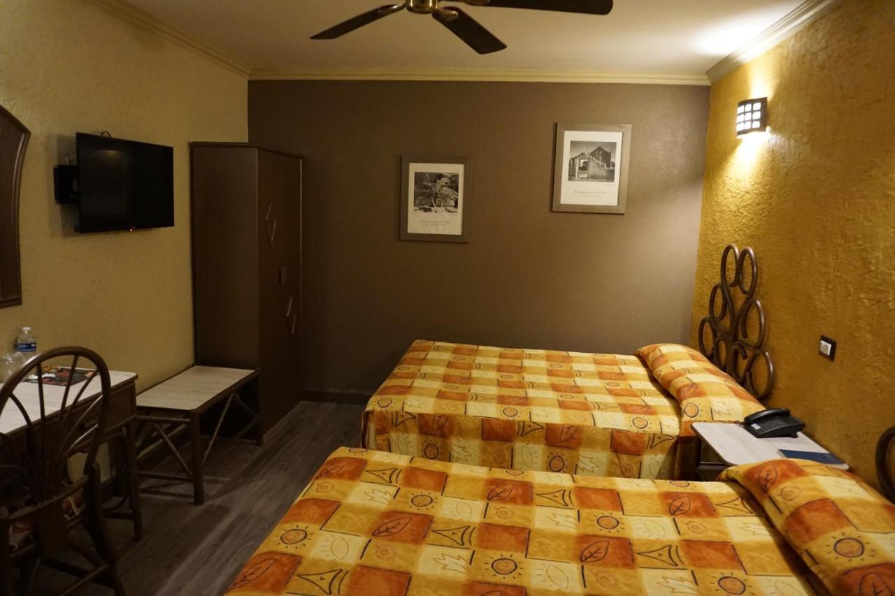 Hotel Plaza Crystal Халапа Экстерьер фото
